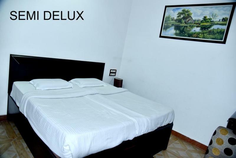 Hotel Royal Classic Bareilly Exterior foto